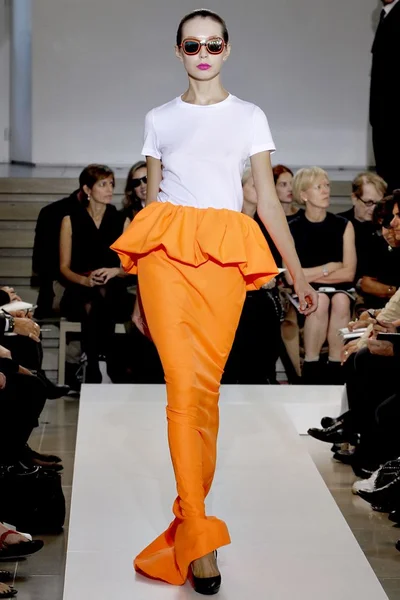Look 5